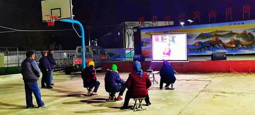 蟠龍梆子志愿服務隊下鄉放映公益影片宣傳農村防火